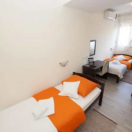 A&a Apartment