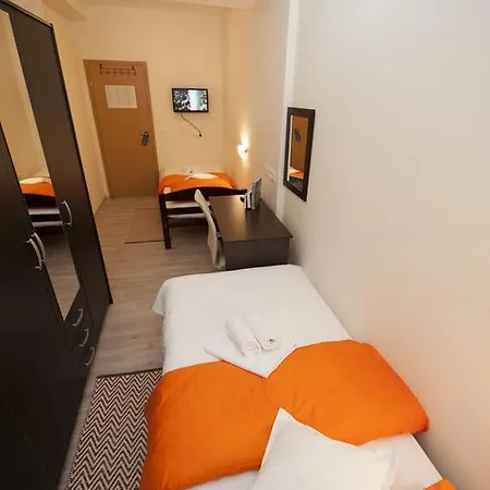 Apartment A&a