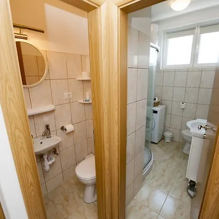 A&a Apartment
