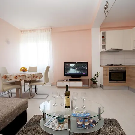 Apartment A&a Split